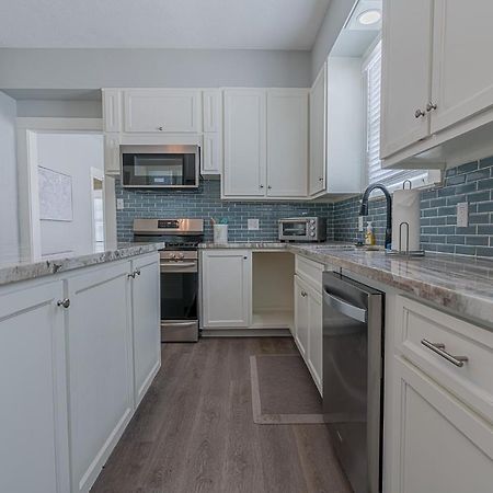 Uptown Cottage Newly Updated Home Near The Strand Galveston Harbor And Utmb Exterior foto